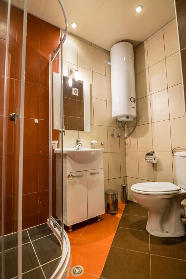 בורגאס Cozy One-Bedroom Apartment In Night Breeze מראה חיצוני תמונה